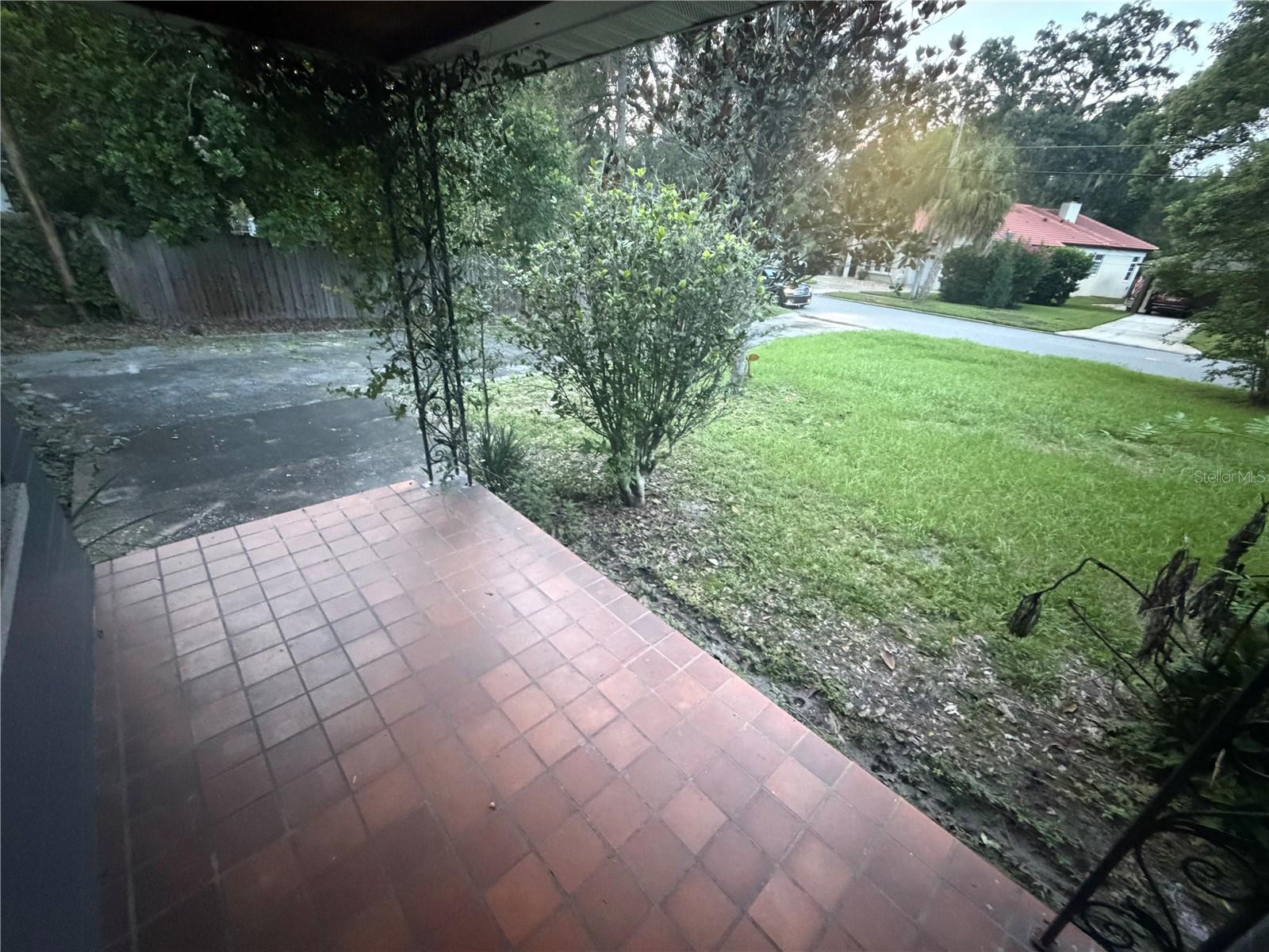 1212 Delaney Park Dr Property Photo 2