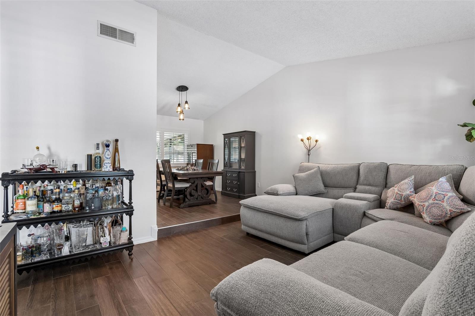 167 Holderness Dr Property Photo 4