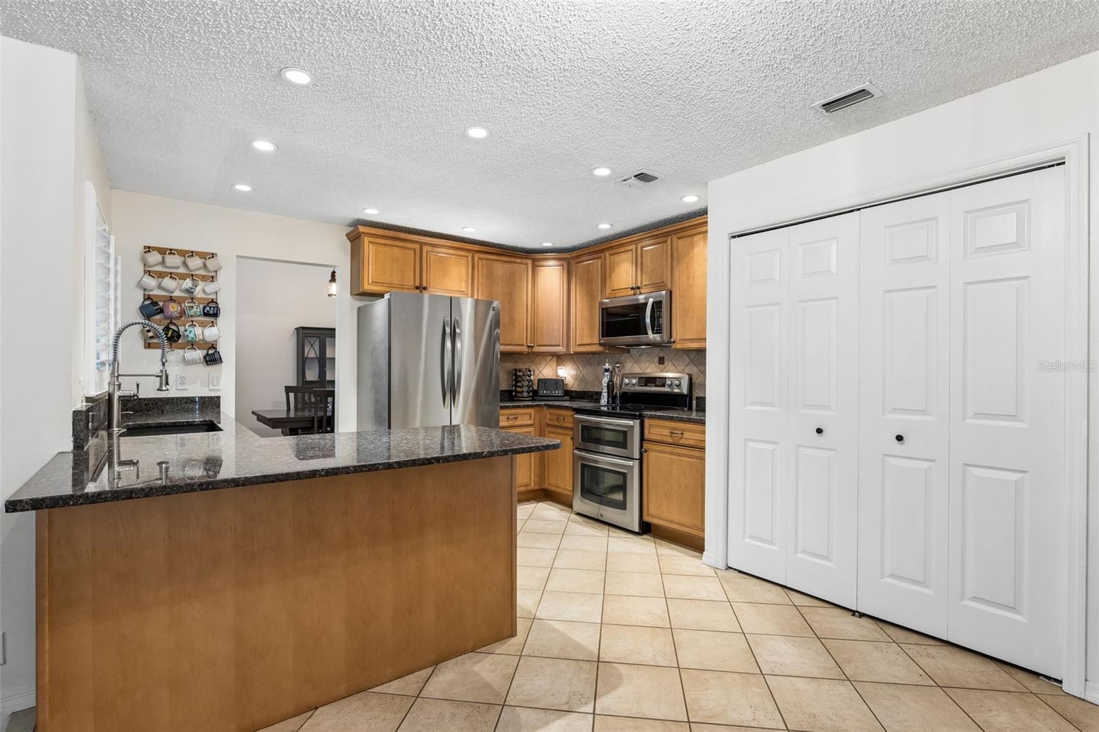 167 Holderness Dr Property Photo 6