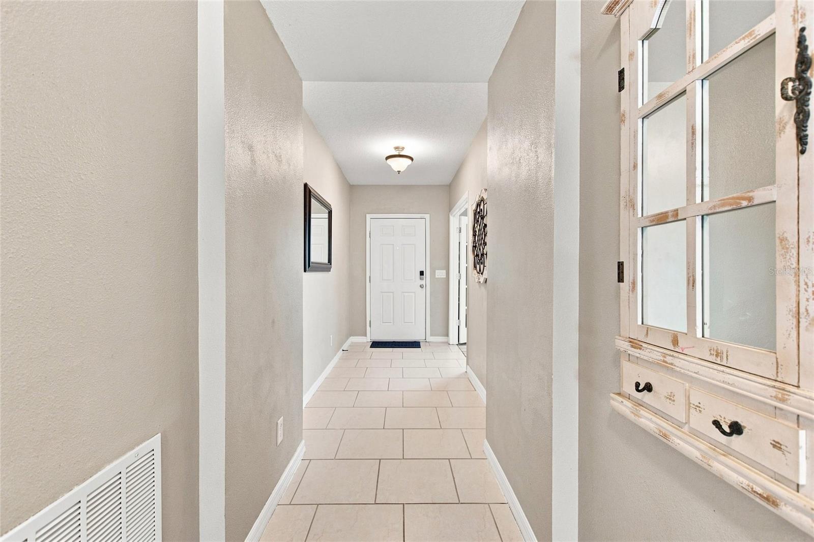 10254 Lenox St Property Photo 5