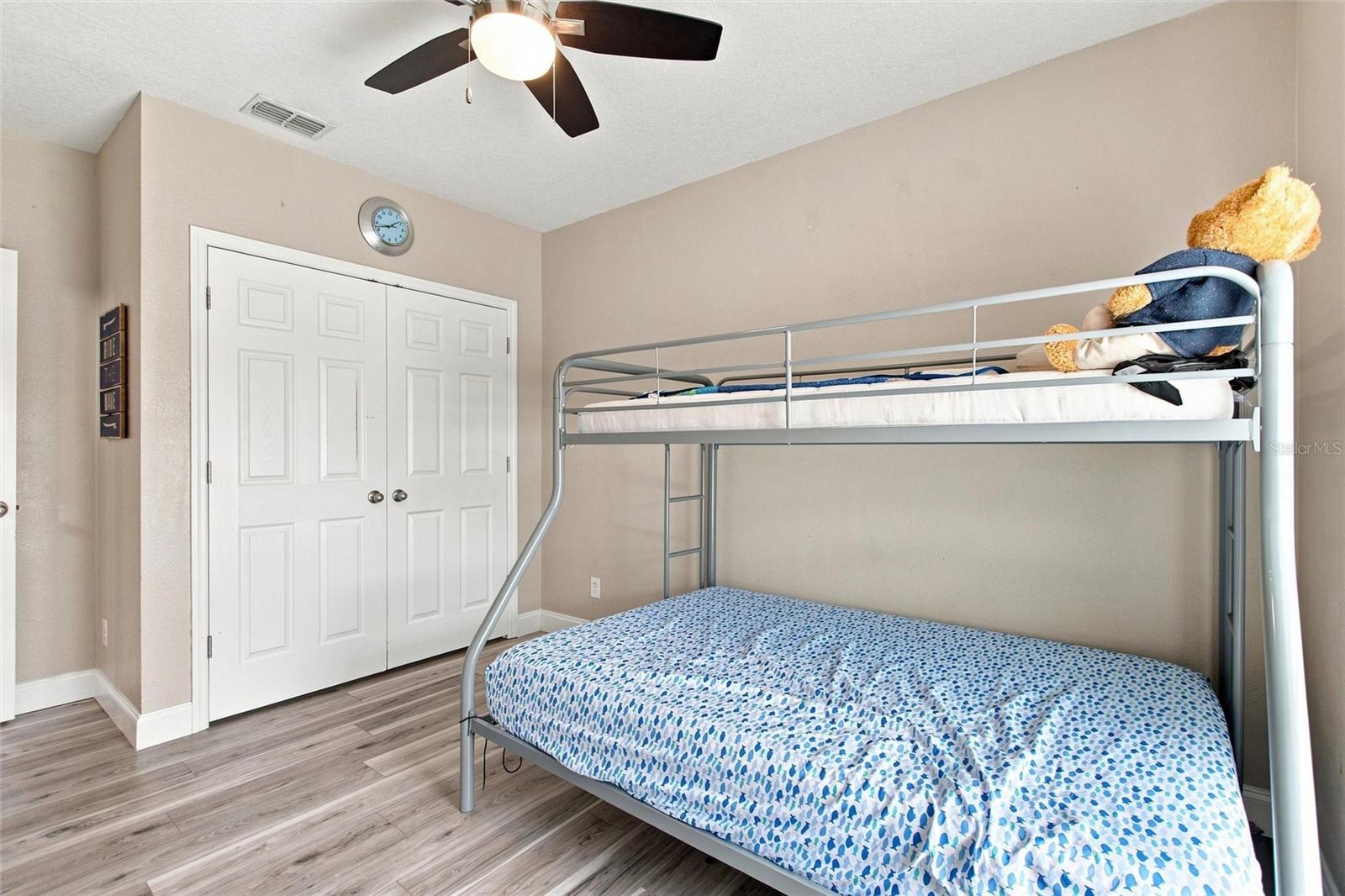 10254 Lenox St Property Photo 12
