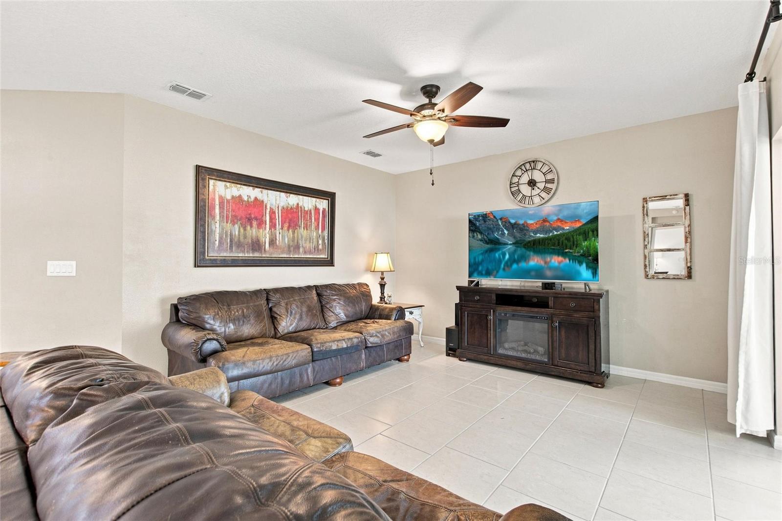 10254 Lenox St Property Photo 23