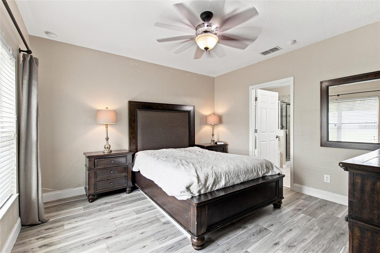 10254 Lenox St Property Photo 26