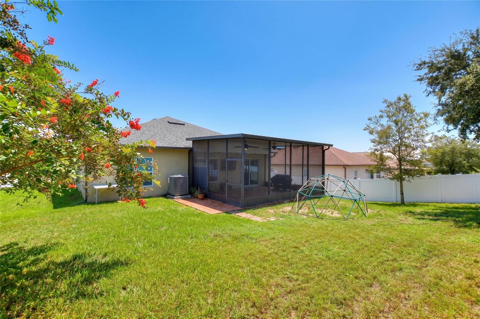 10254 Lenox St Property Photo 37