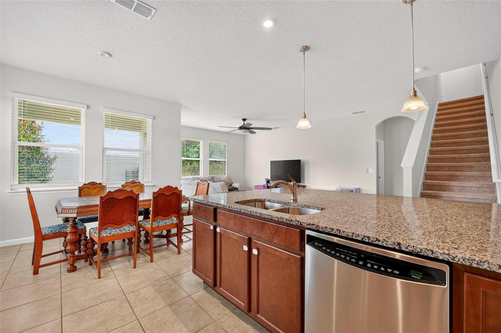 17136 Goldcrest Loop Property Photo 13