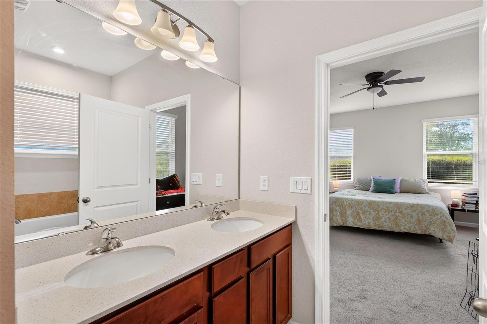17136 Goldcrest Loop Property Photo 22