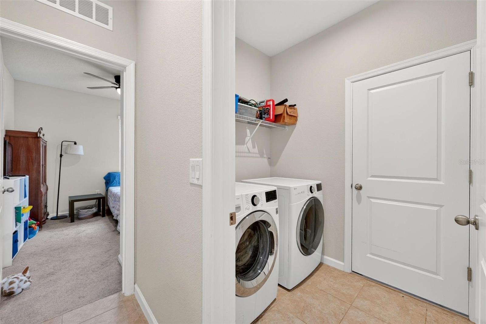 17136 Goldcrest Loop Property Photo 27