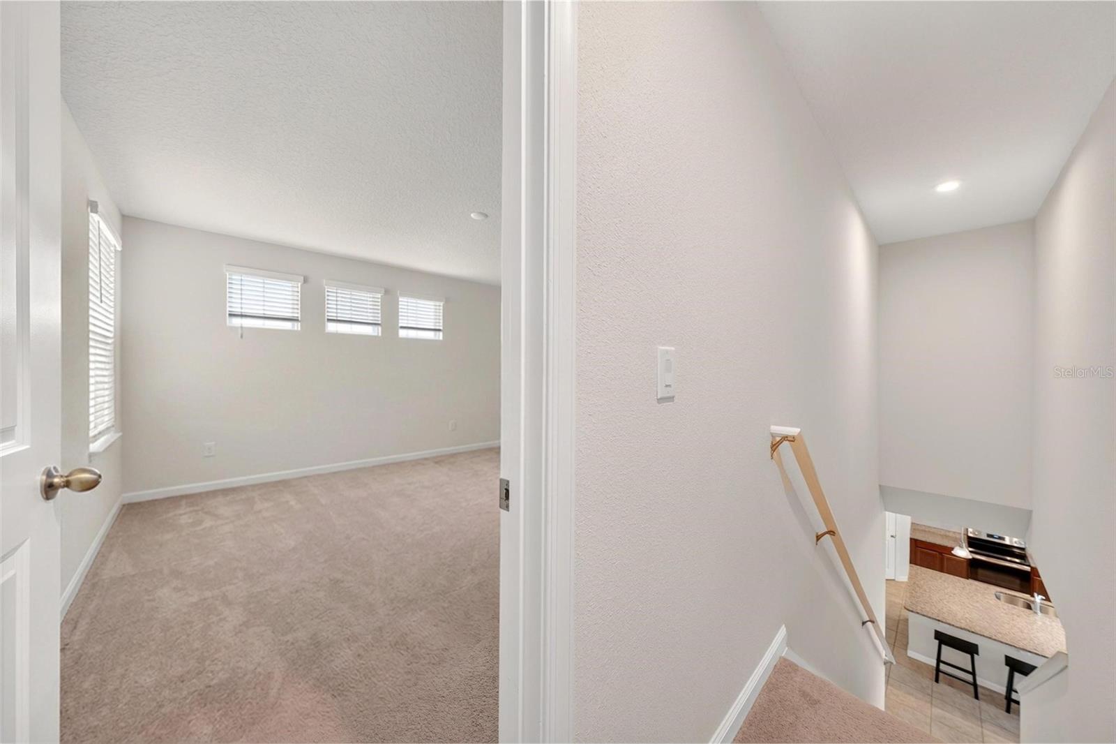 17136 Goldcrest Loop Property Photo 29