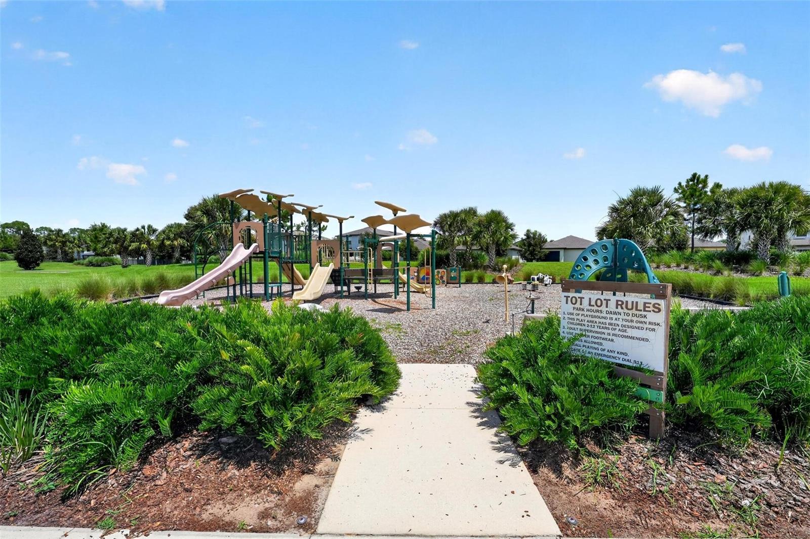 17136 Goldcrest Loop Property Photo 49