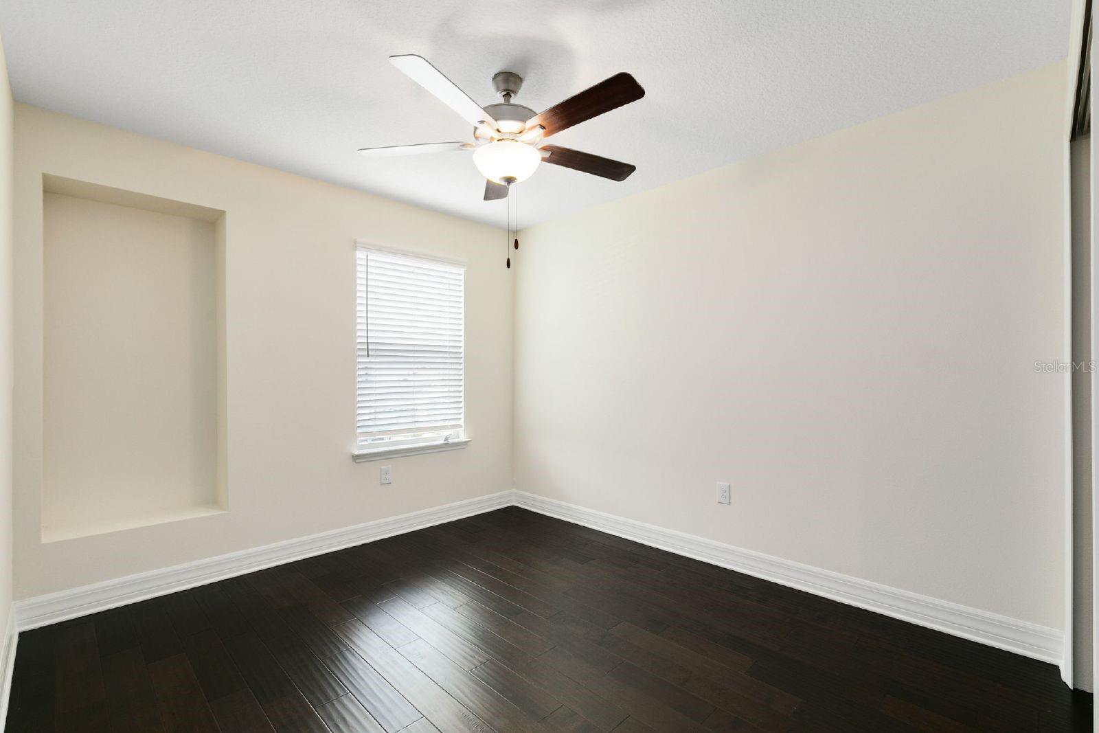 2232 Centerra Loop Property Photo 16