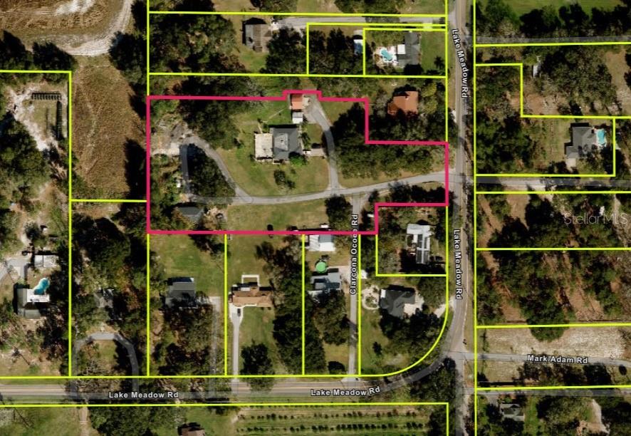10073 Lake Meadow Rd Property Photo 4