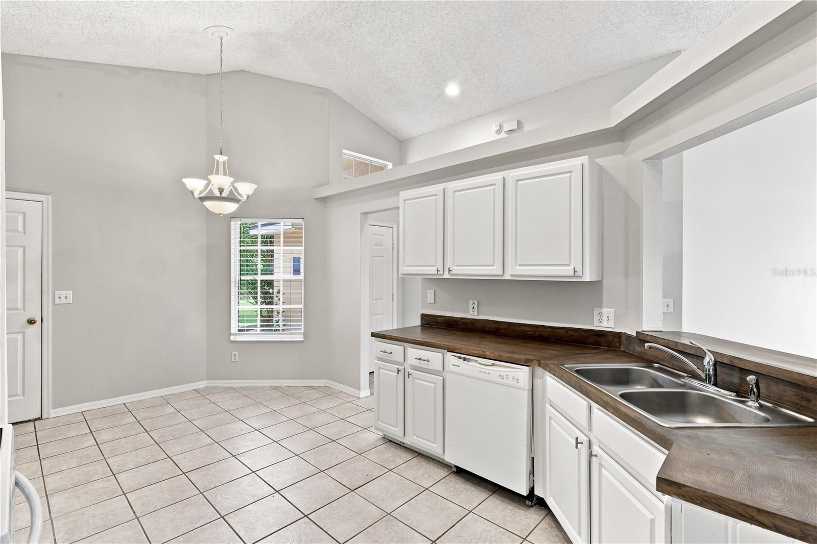 2117 Fish Eagle St Property Photo 11