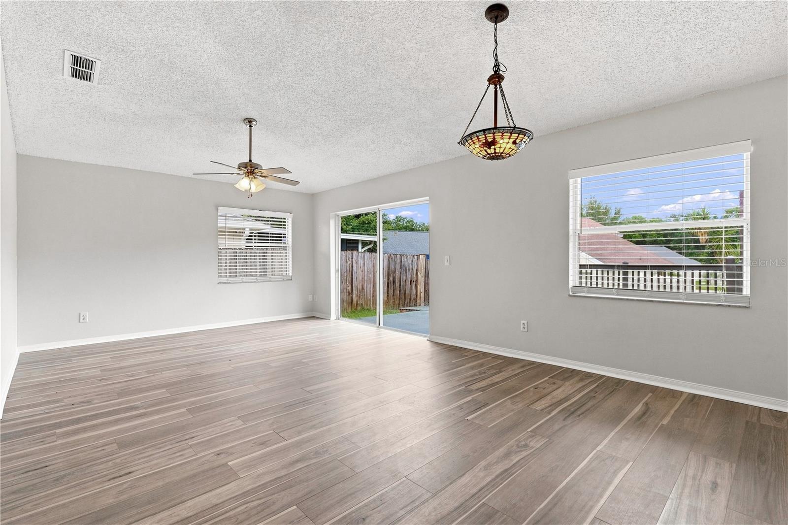 2117 Fish Eagle St Property Photo 16