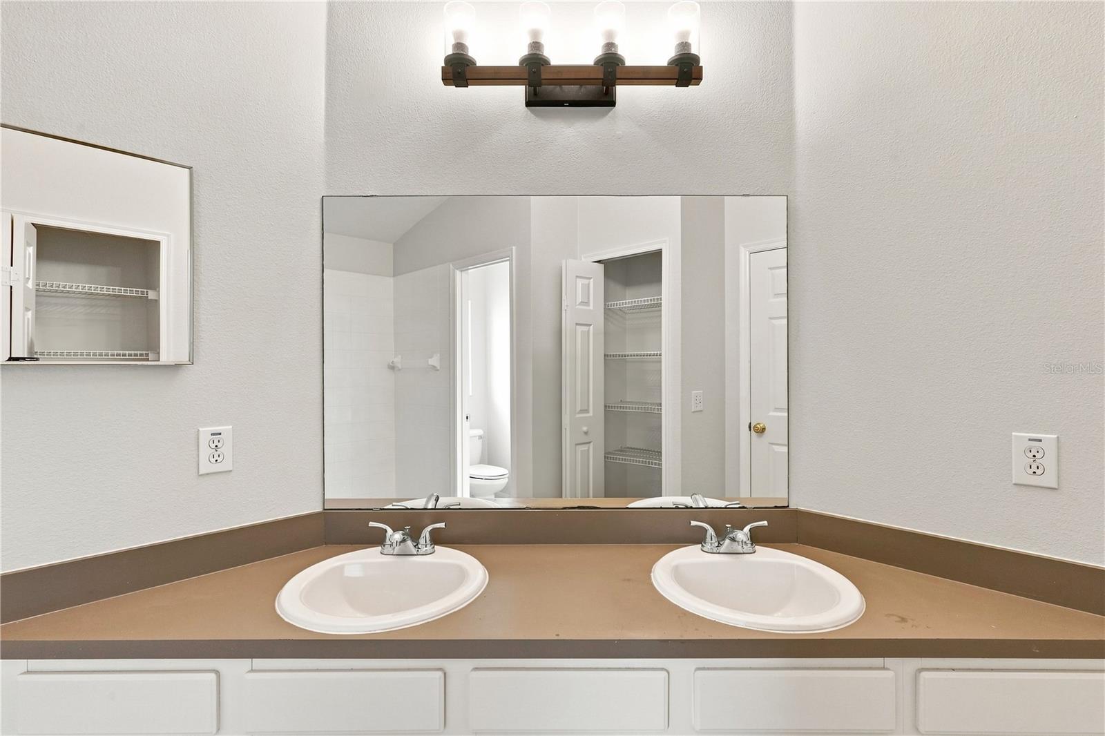 2117 Fish Eagle St Property Photo 29
