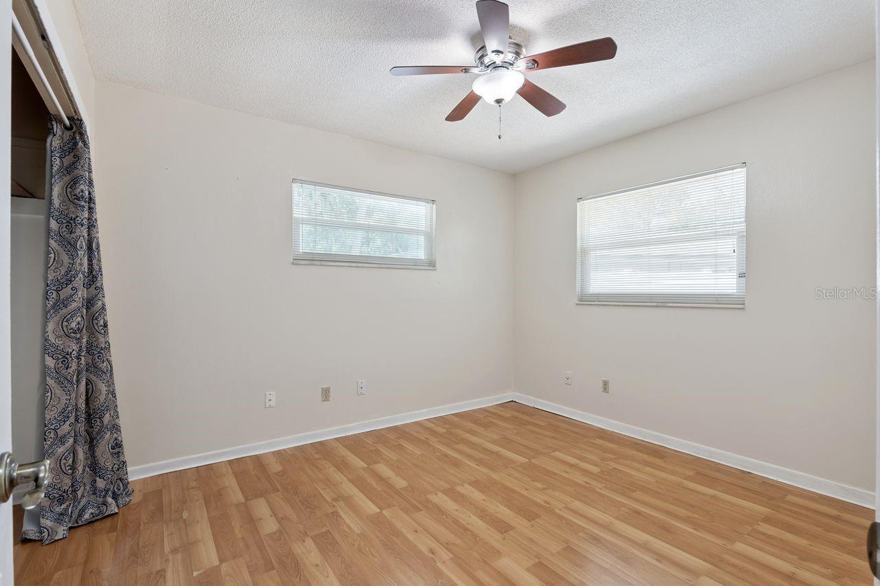 402 Valencia Cir Property Photo 39