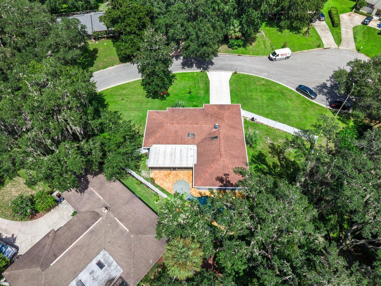 402 Valencia Cir Property Photo 55