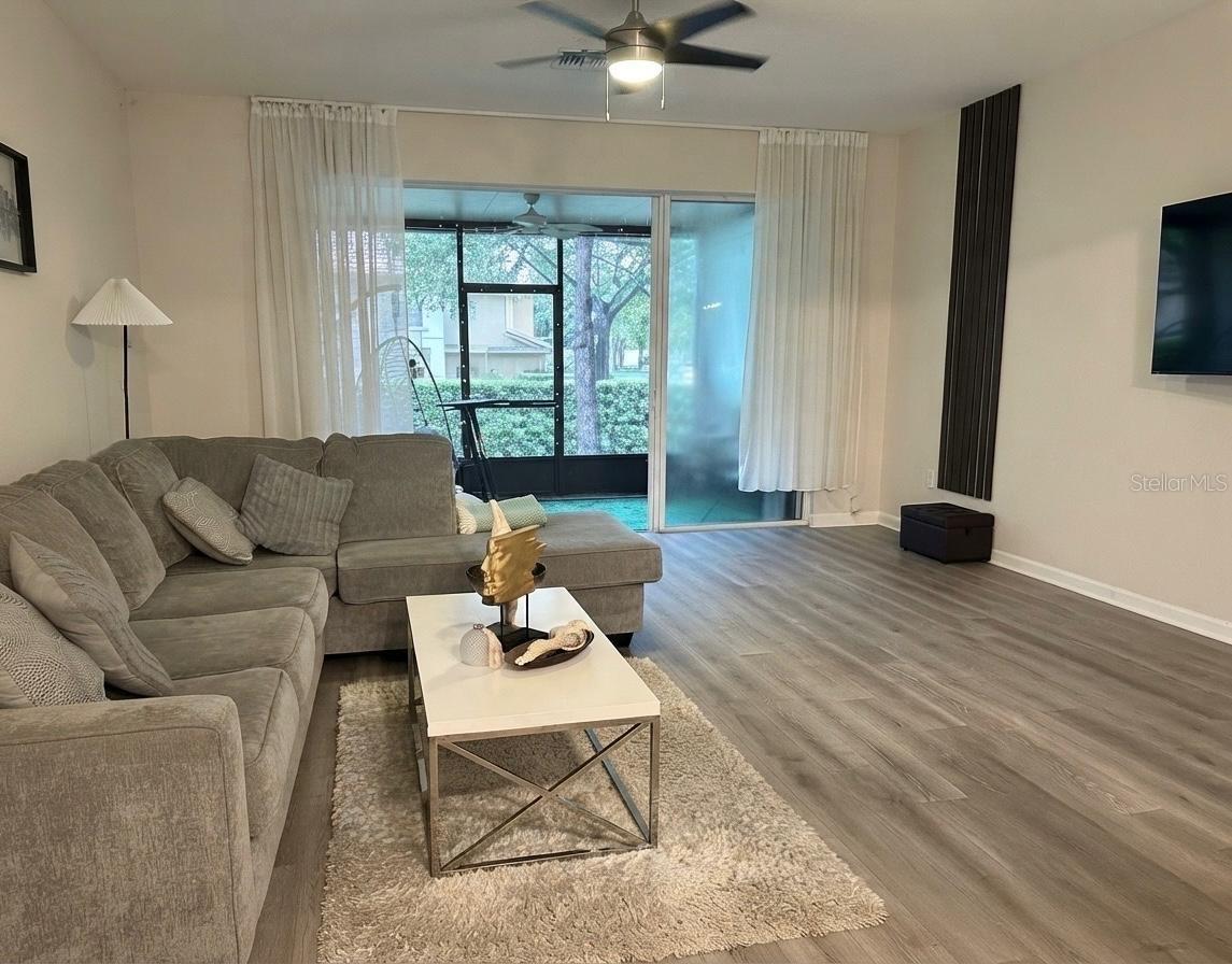 6360 Ranelagh Dr #102 Property Photo 6