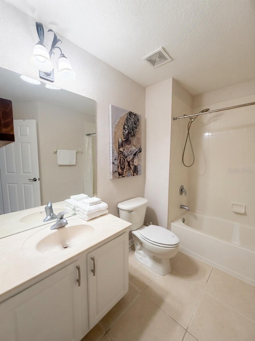 6360 Ranelagh Dr #102 Property Photo 11