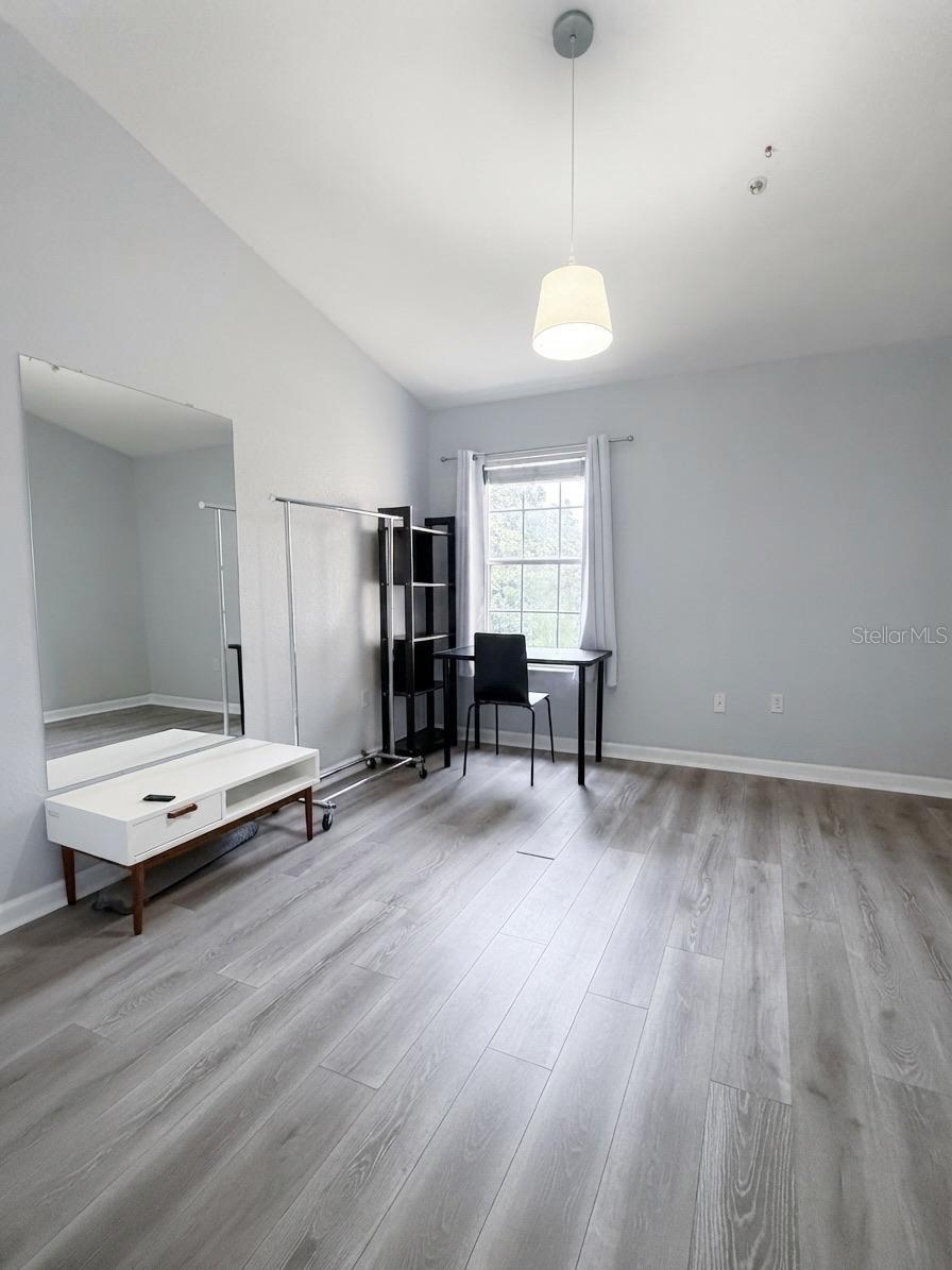 6360 Ranelagh Dr #102 Property Photo 14
