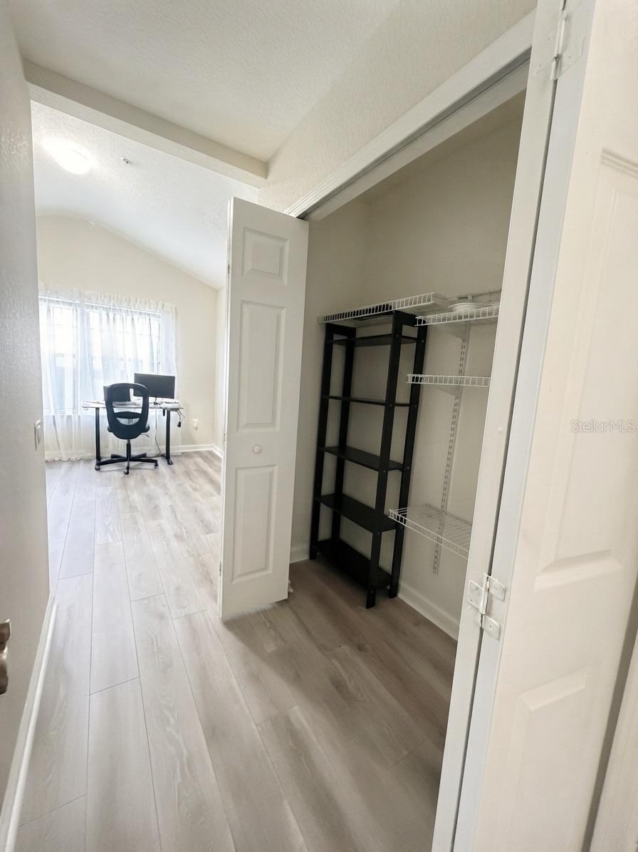 6360 Ranelagh Dr #102 Property Photo 17
