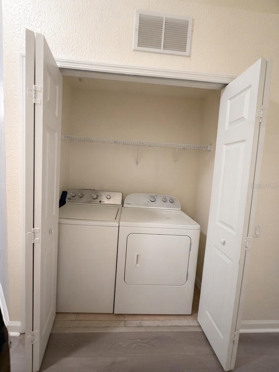 6360 Ranelagh Dr #102 Property Photo 21