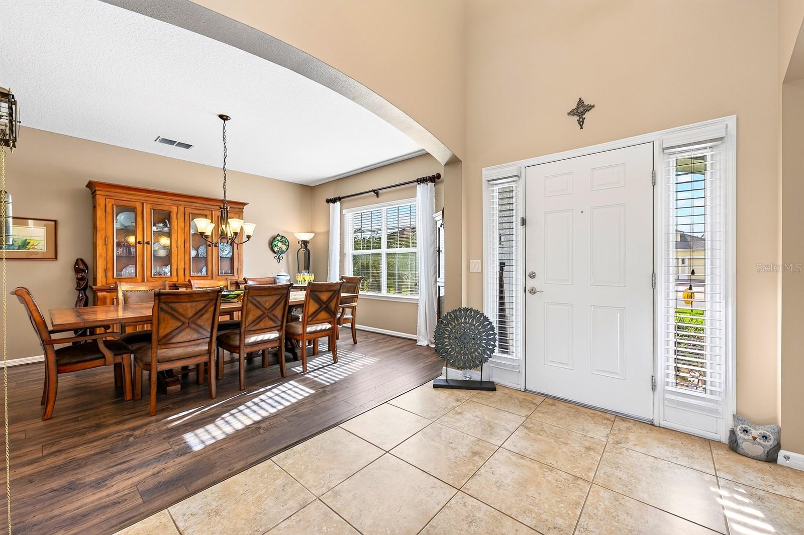 3135 Amalfi Dr Property Photo 16