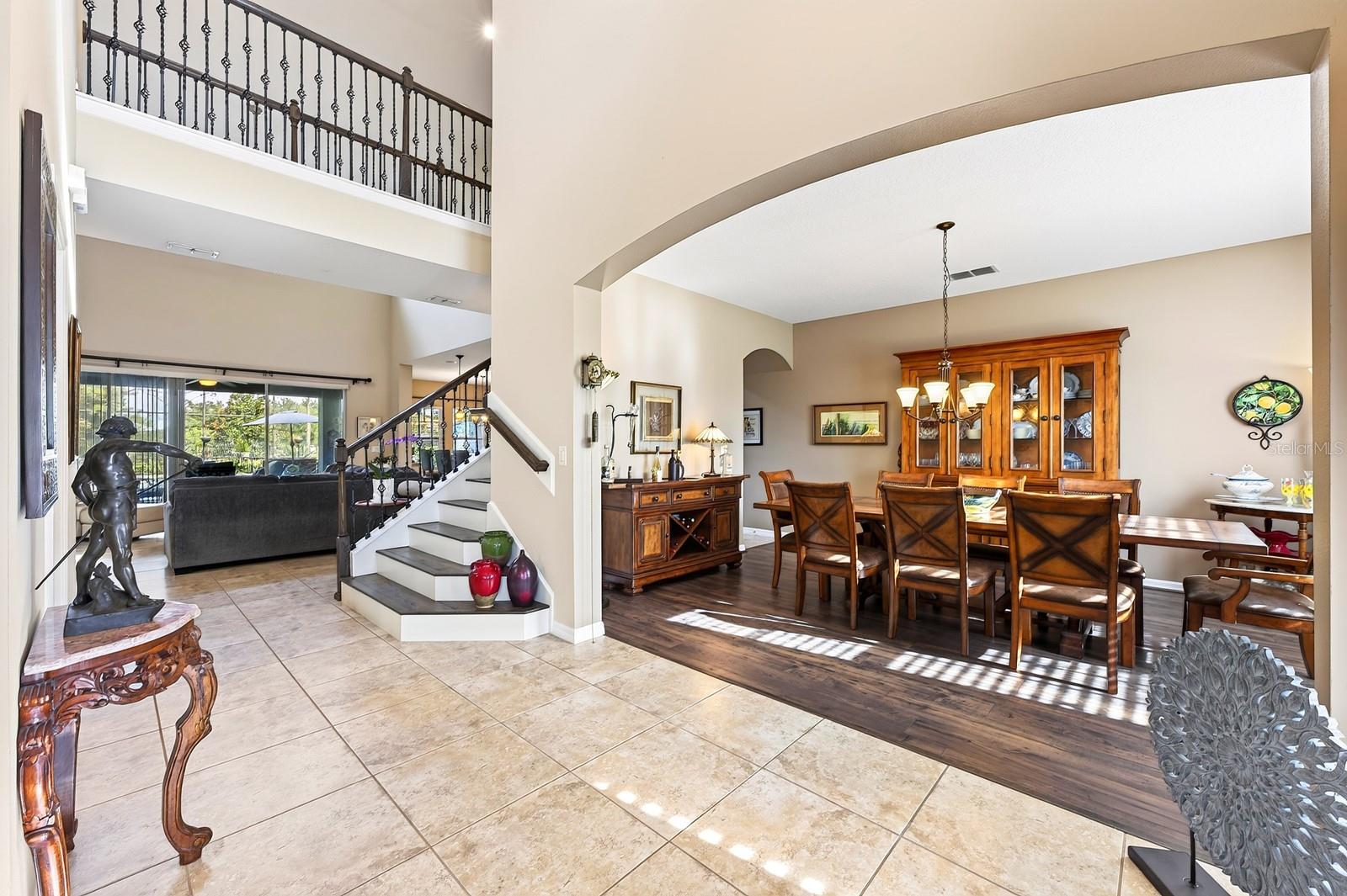 3135 Amalfi Dr Property Photo 19