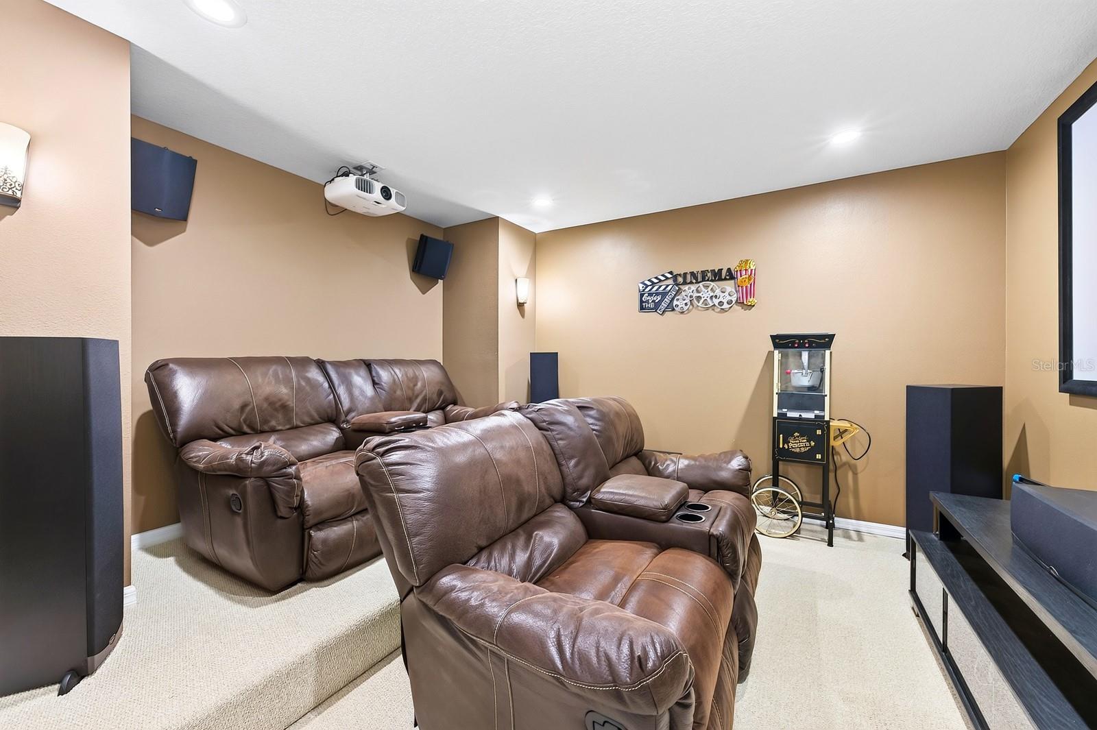 3135 Amalfi Dr Property Photo 35