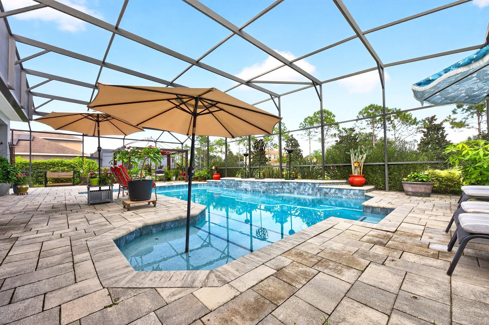 3135 Amalfi Dr Property Photo 40