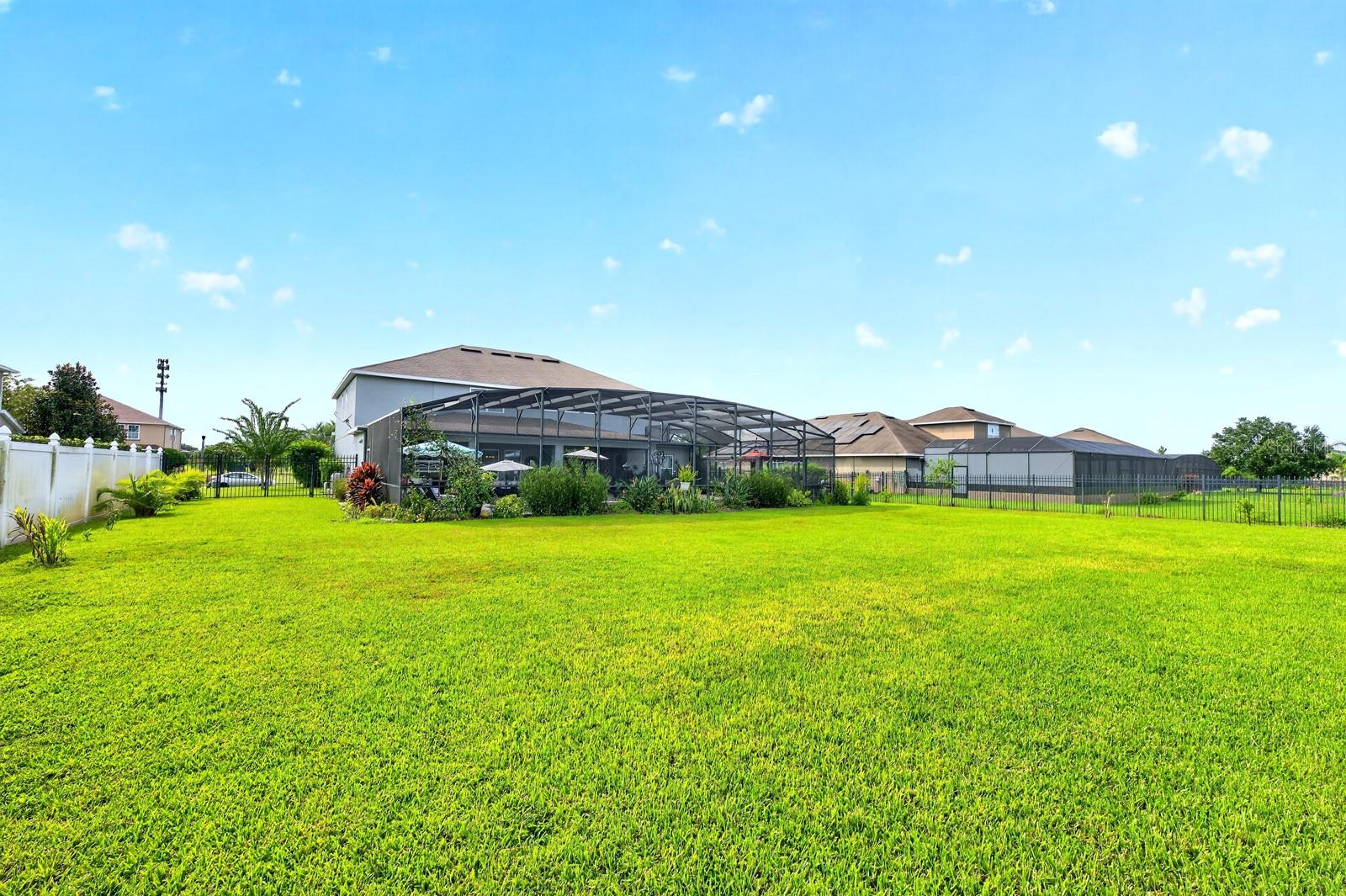 3135 Amalfi Dr Property Photo 46
