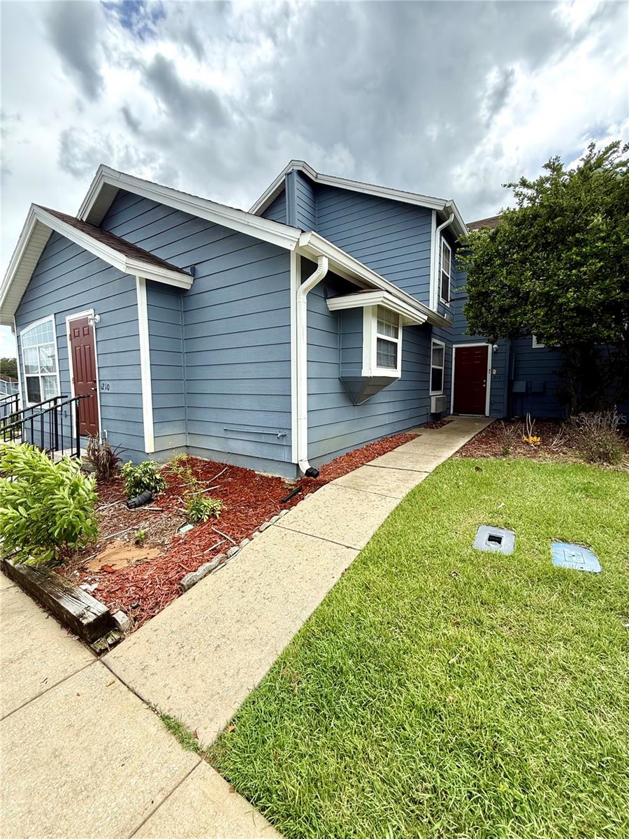 211 Caribbean Dr Property Photo 1