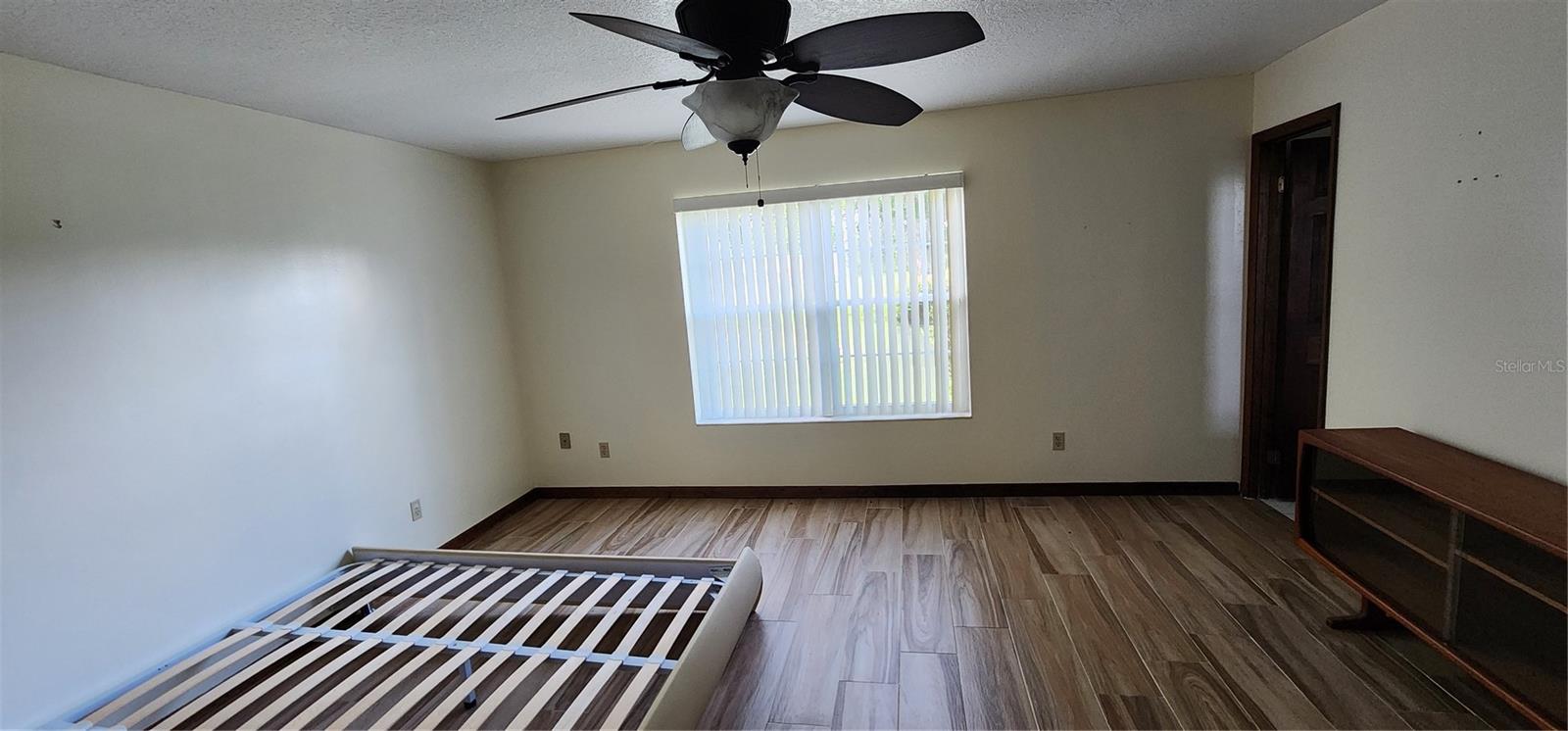 2745 Lloyd Ln Property Photo 12