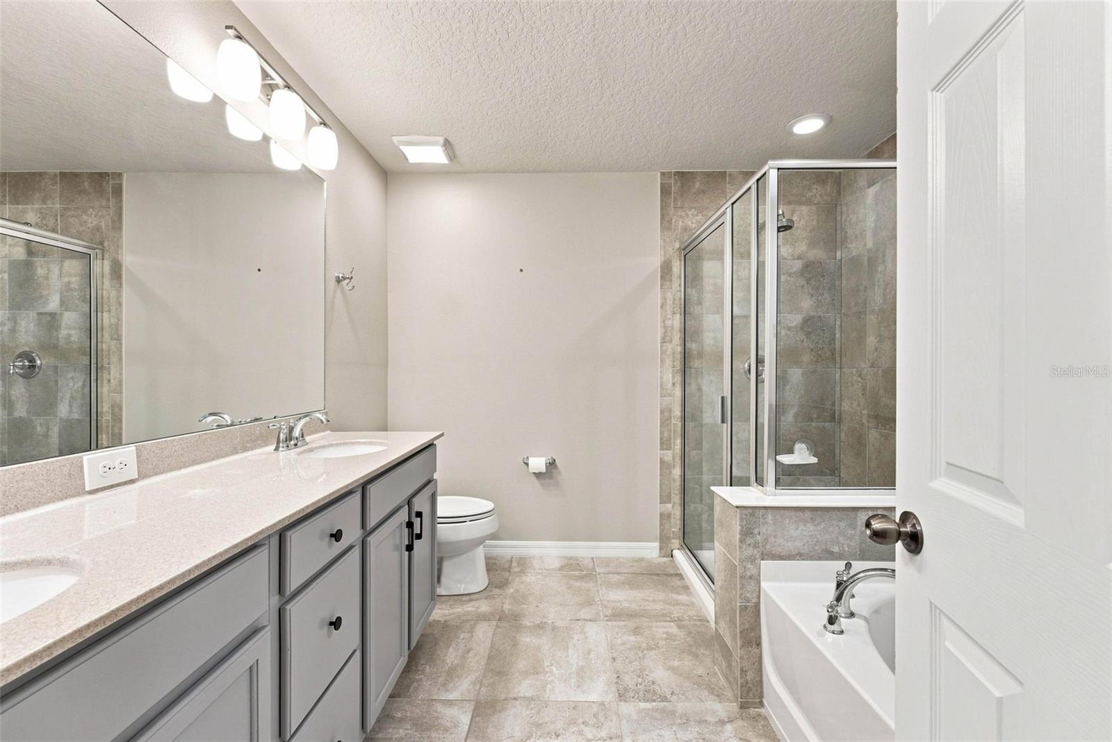 2573 Folio Way Property Photo 33