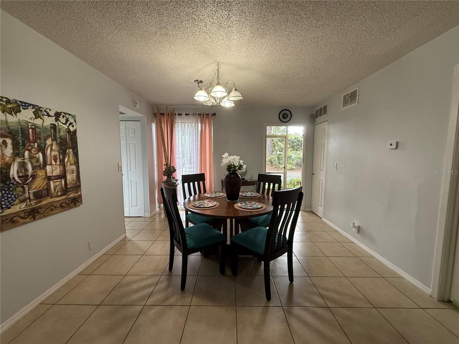 417 Sheoah Blvd #17 Property Photo 4