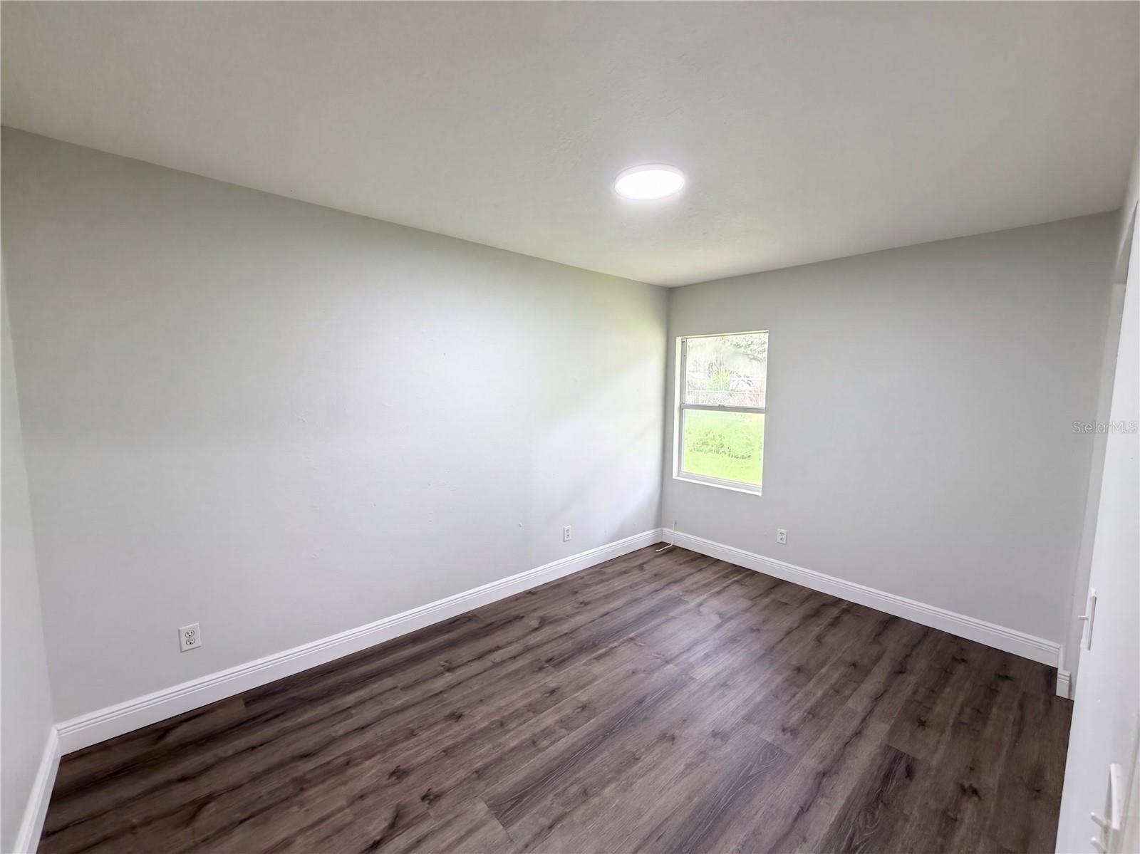 1721 Evergreen St Property Photo 16