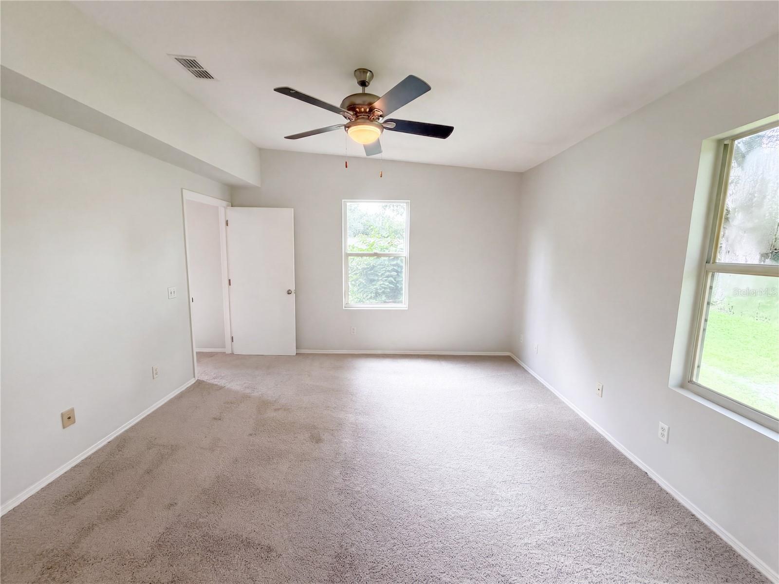 1721 Evergreen St Property Photo 21