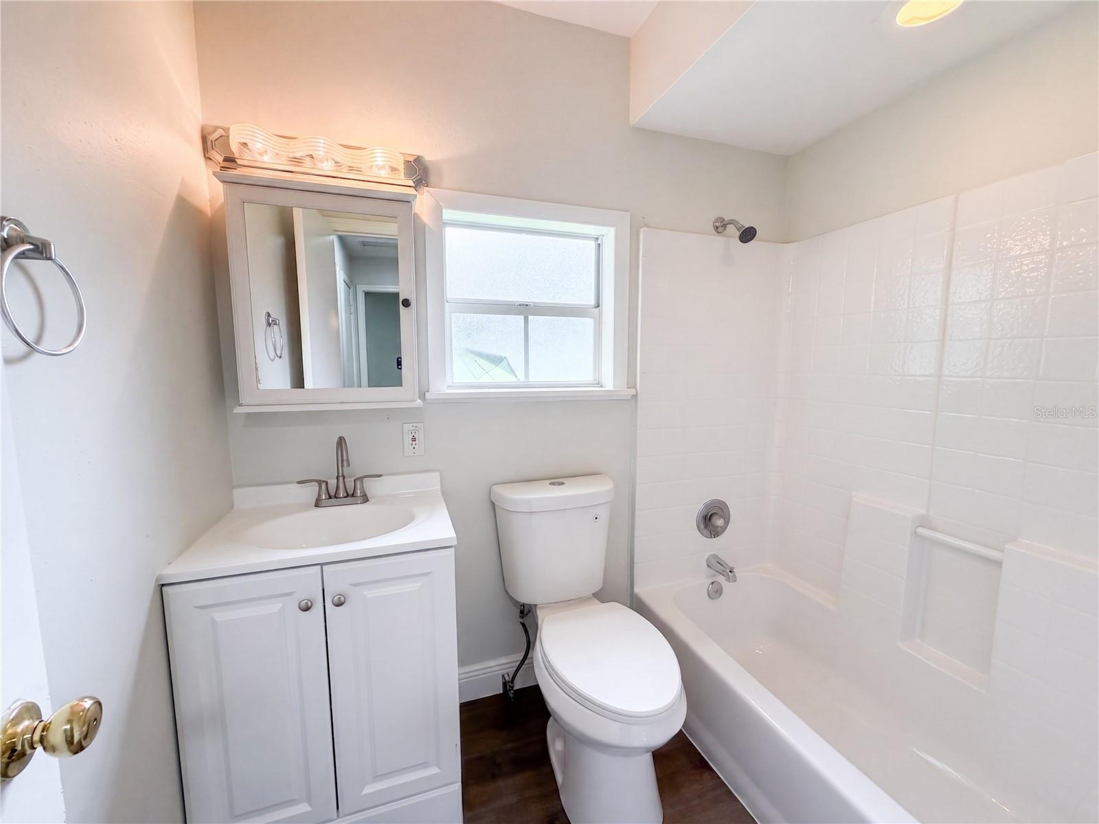 1721 Evergreen St Property Photo 23