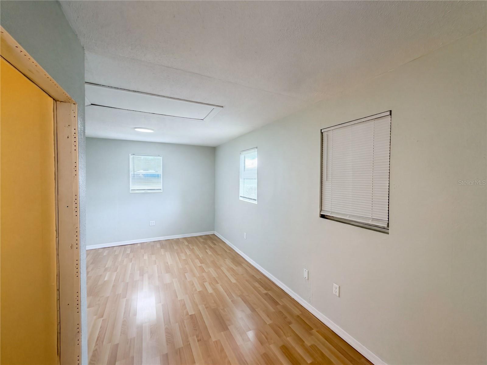 1721 Evergreen St Property Photo 28