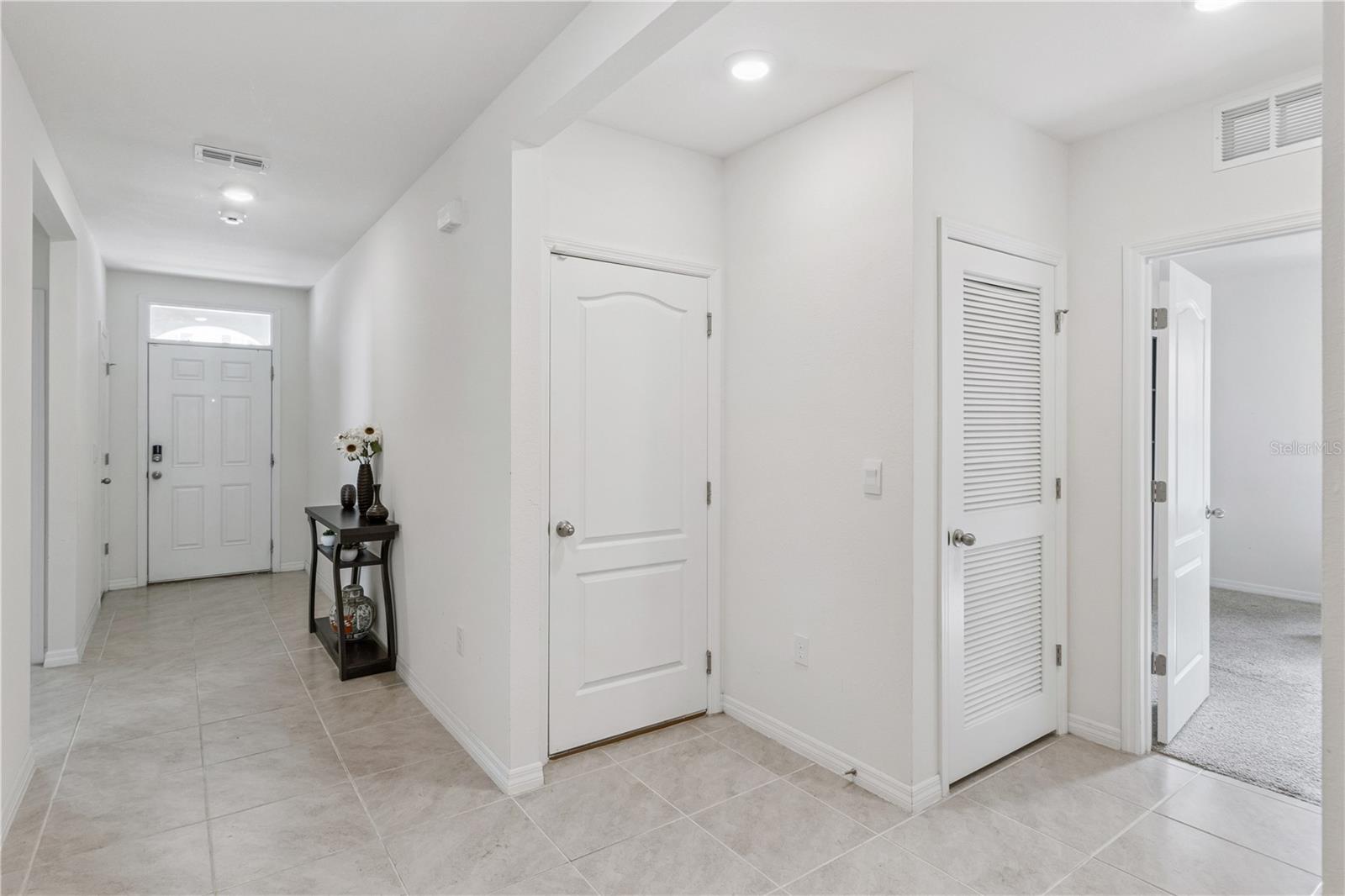 4660 Bernard Blvd Property Photo 6