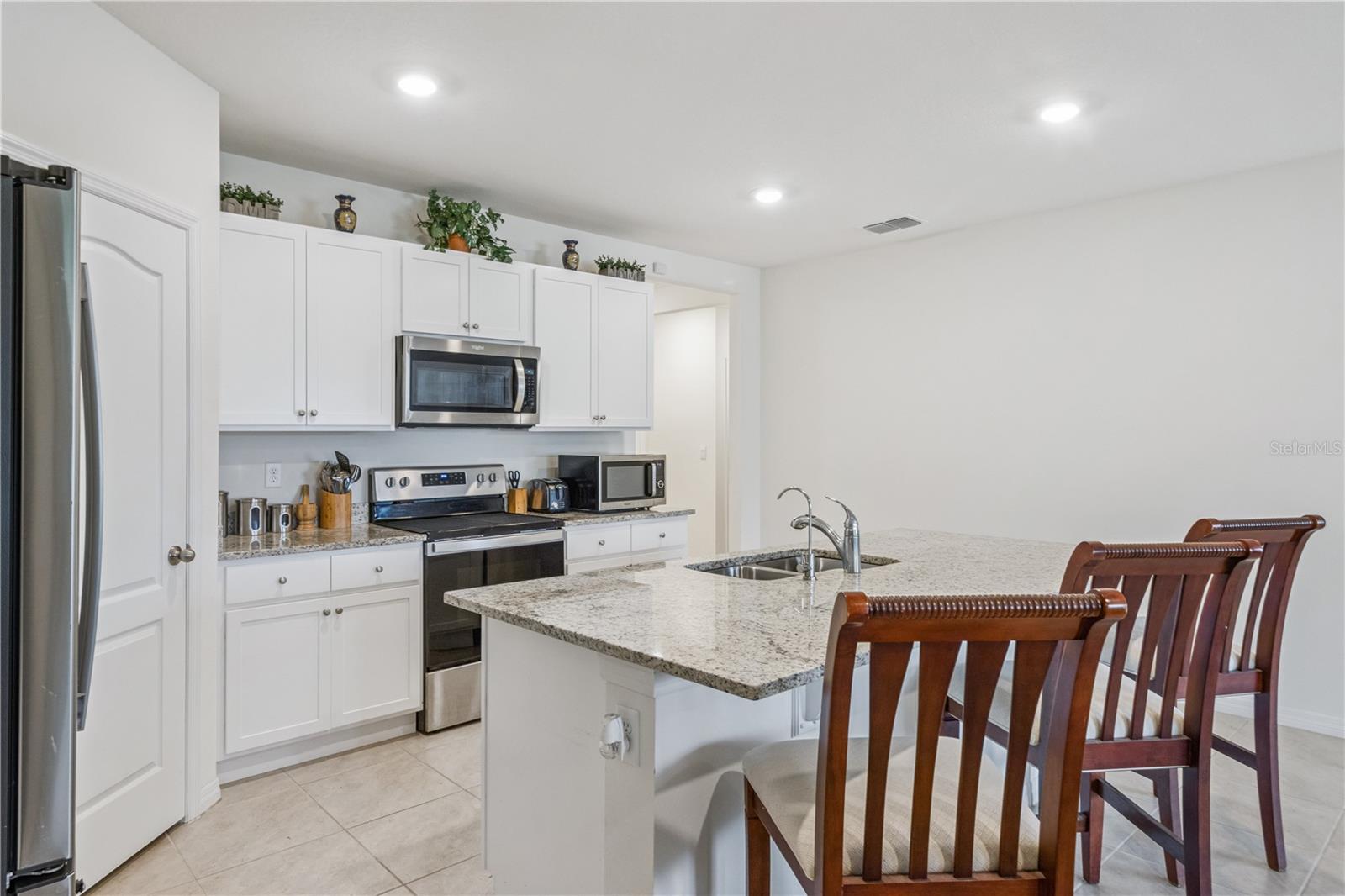 4660 Bernard Blvd Property Photo 16