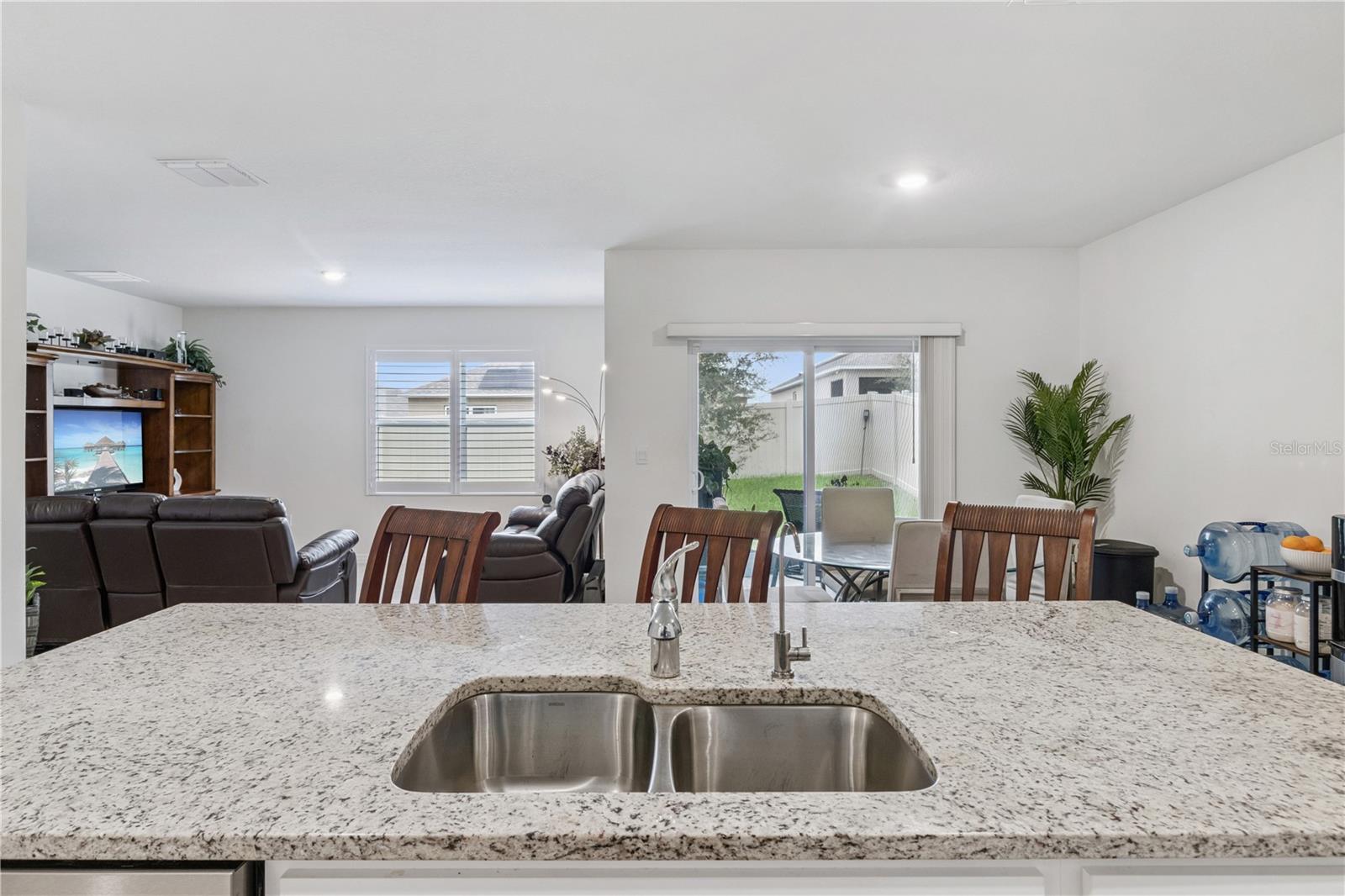 4660 Bernard Blvd Property Photo 19