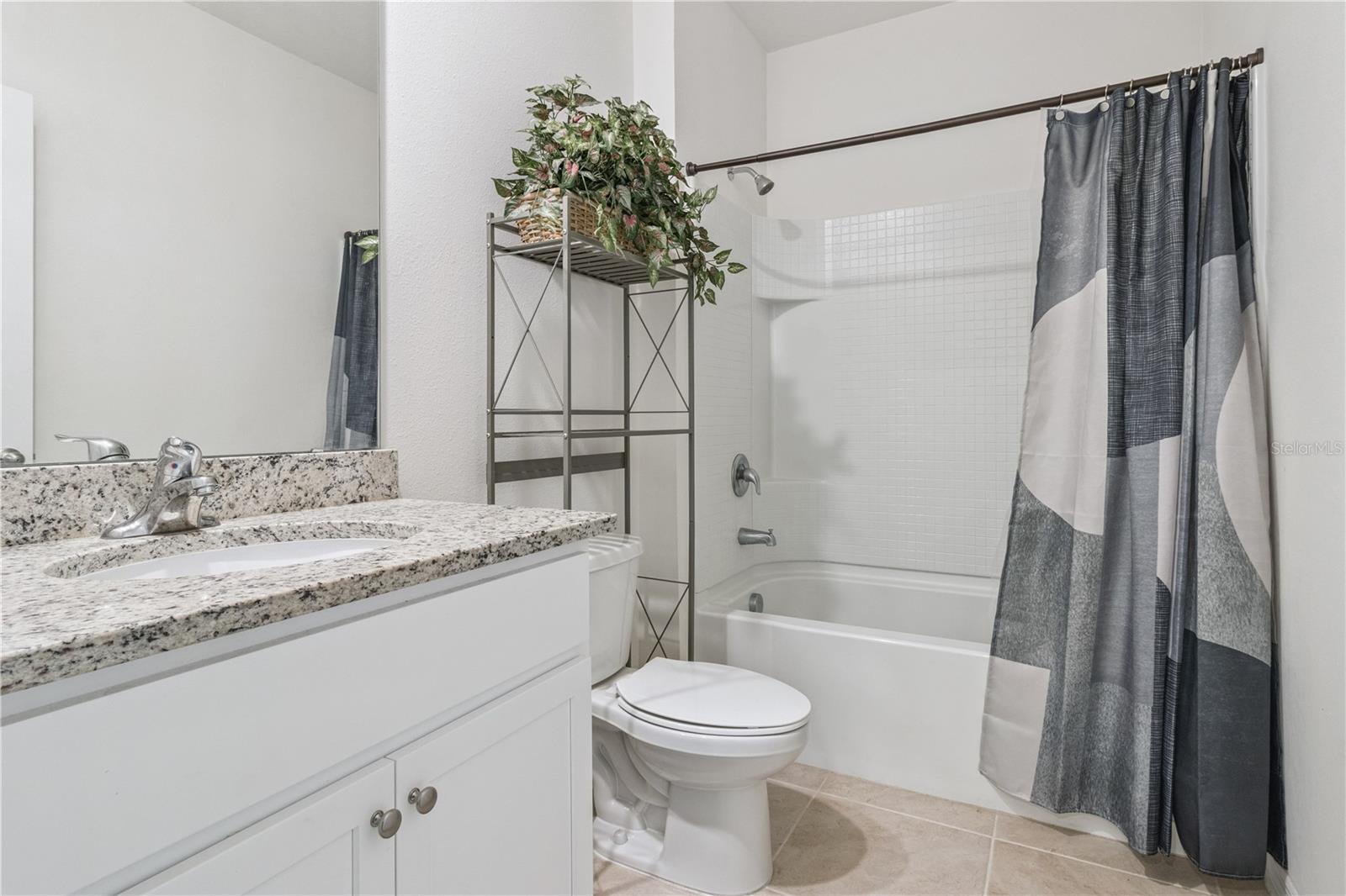 4660 Bernard Blvd Property Photo 30