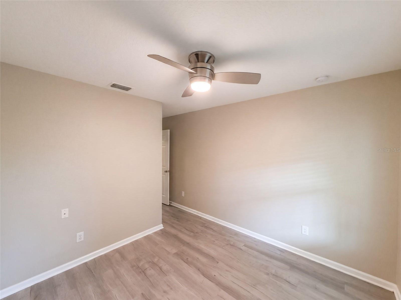 120 Prestwick Grande Dr Property Photo 15