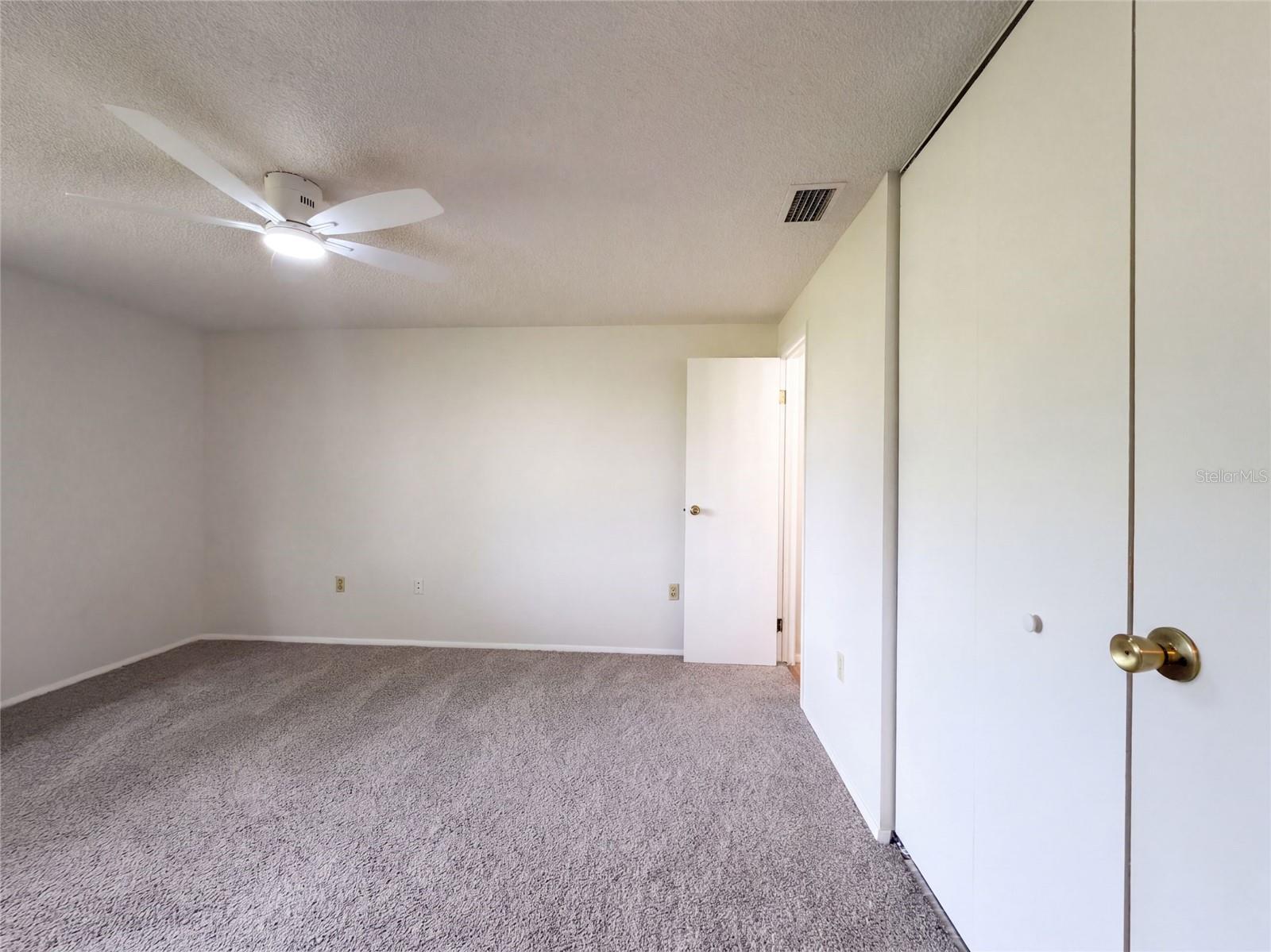 3803 60th St W Property Photo 8