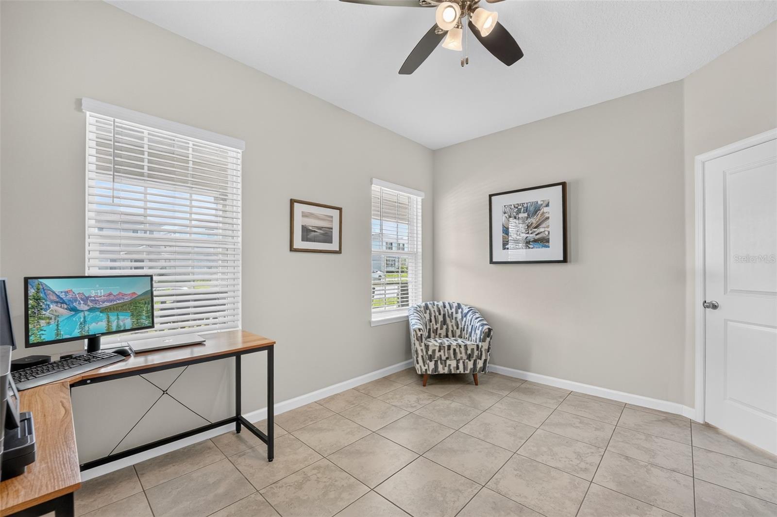 3949 Capital Reef Way Property Photo 16