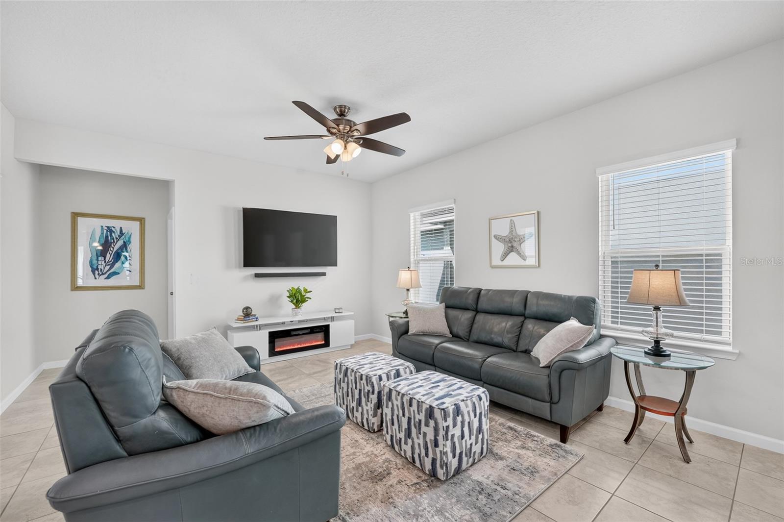 3949 Capital Reef Way Property Photo 36