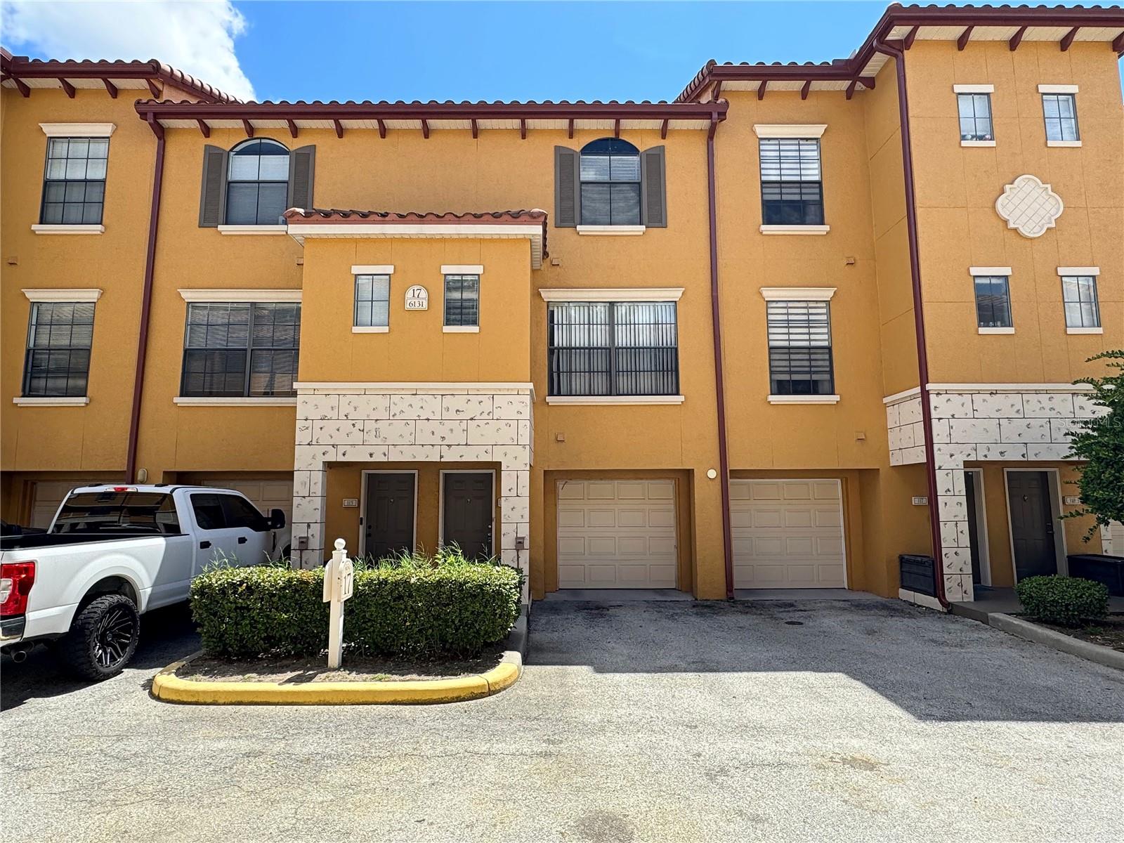 6131 METROWEST BLVD #116 Property Photo 1