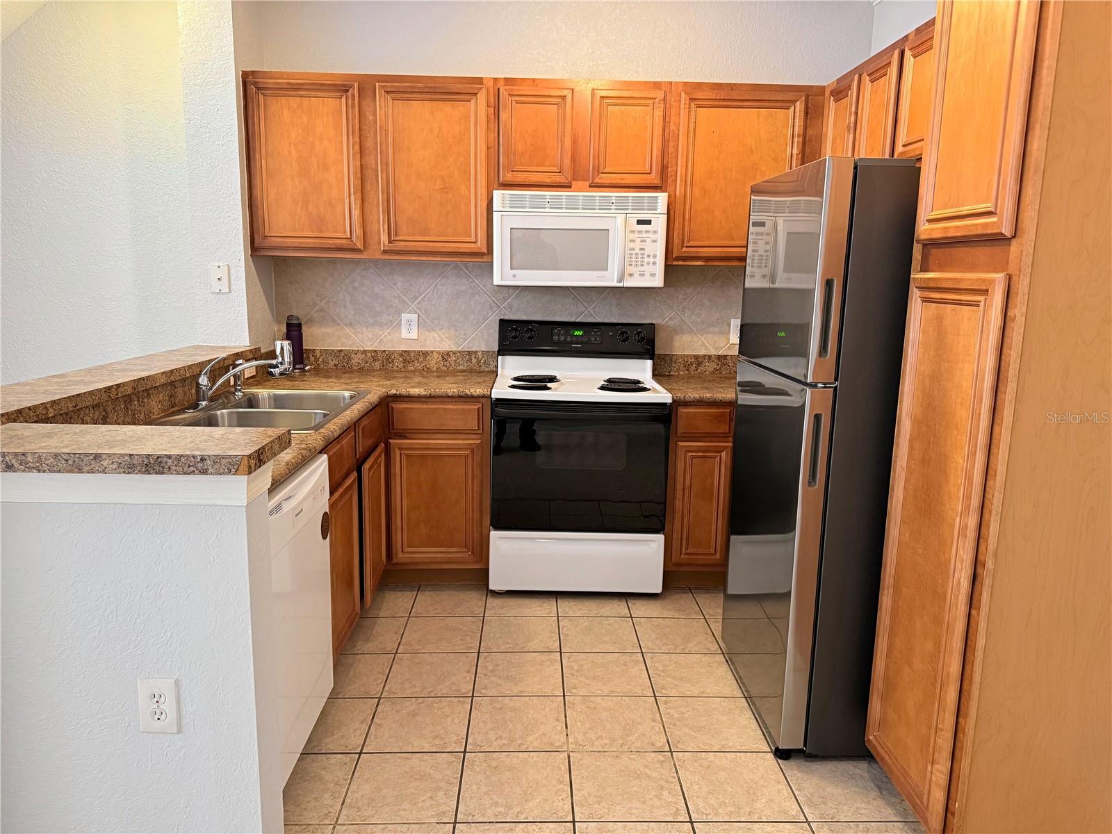 6131 Metrowest Blvd #116 Property Photo 6