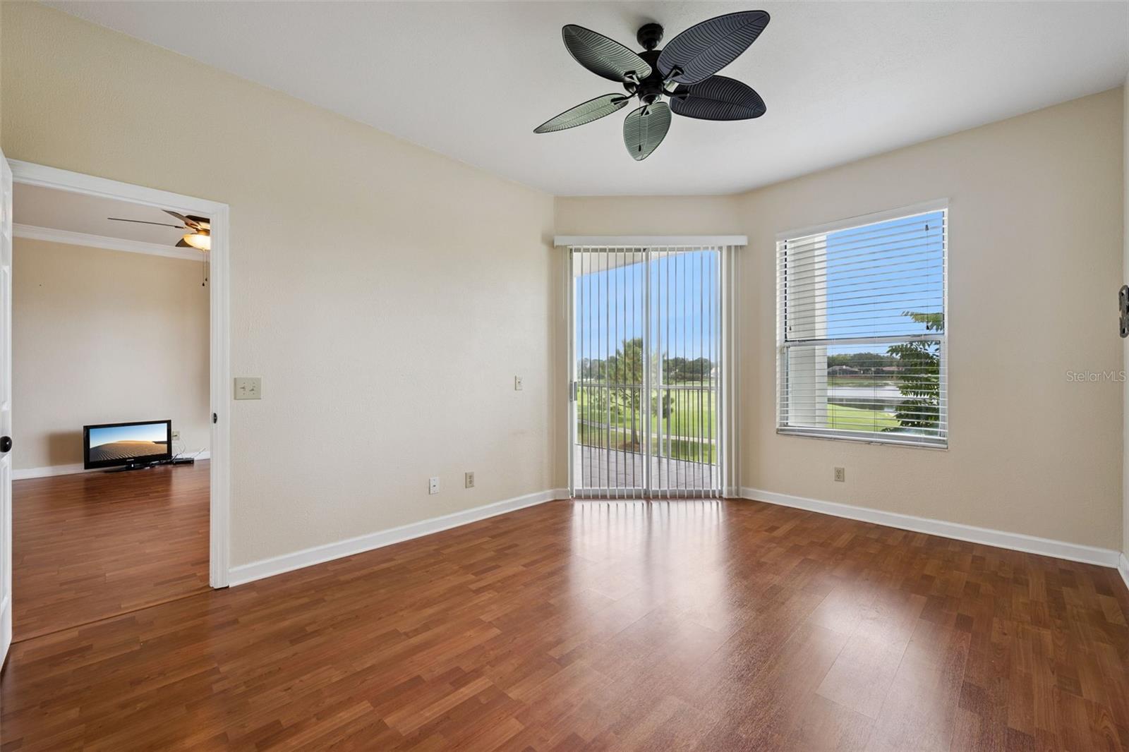 459 Hamptoncrest Cir #205 Property Photo 8