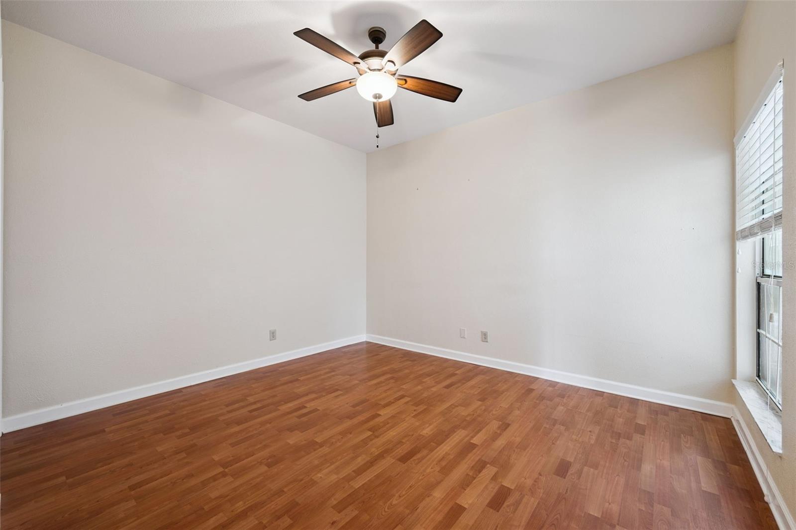459 Hamptoncrest Cir #205 Property Photo 12